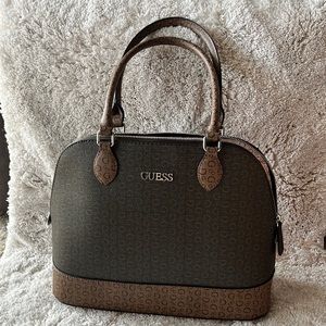 Guess Purse NWT